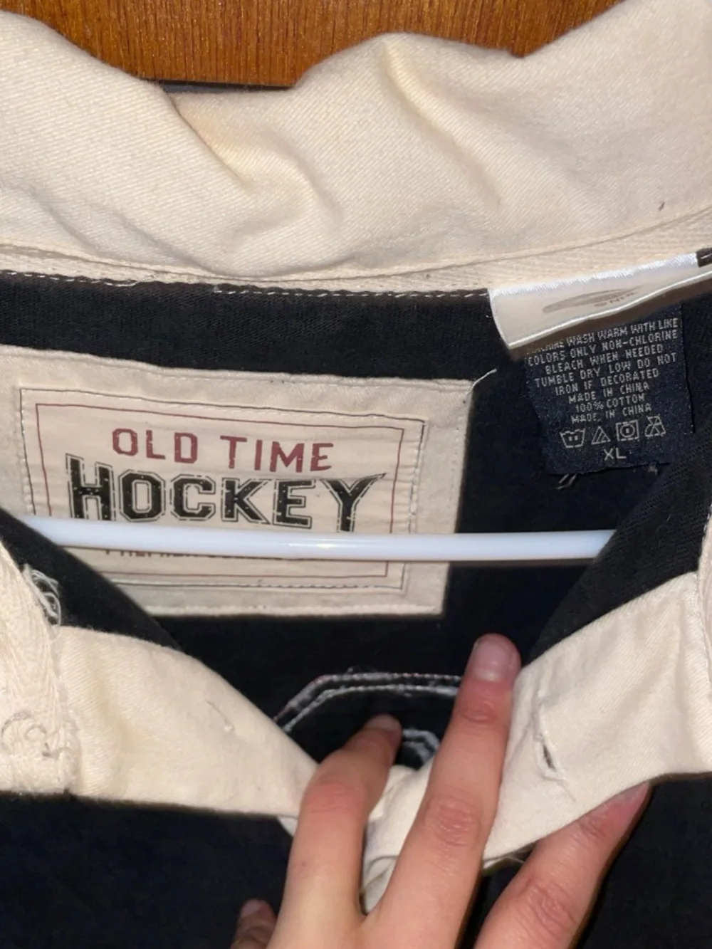 Old time hockey - Picture 4 of 4